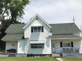 6731 Manitou Dr, Two Rivers, WI 54241