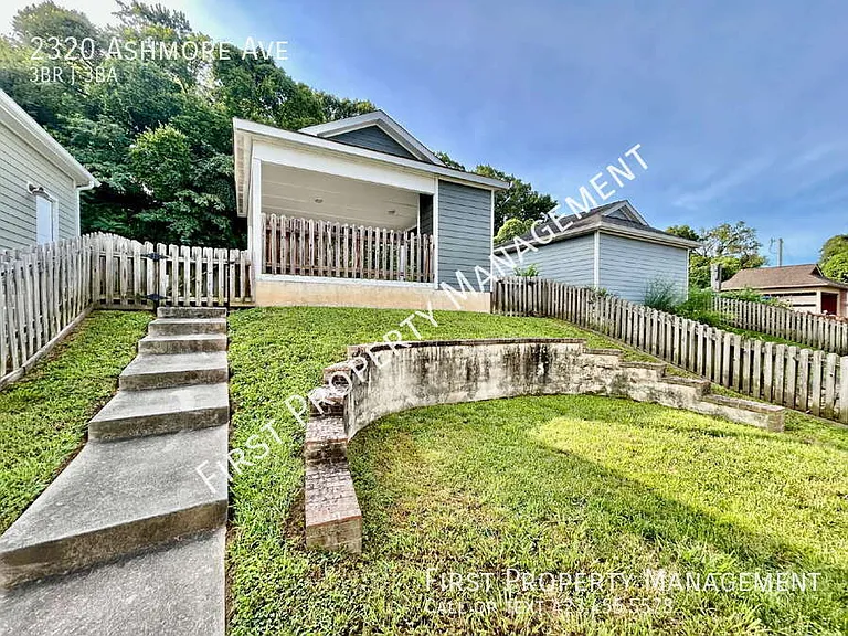 2320 Ashmore Ave — Photo 15
