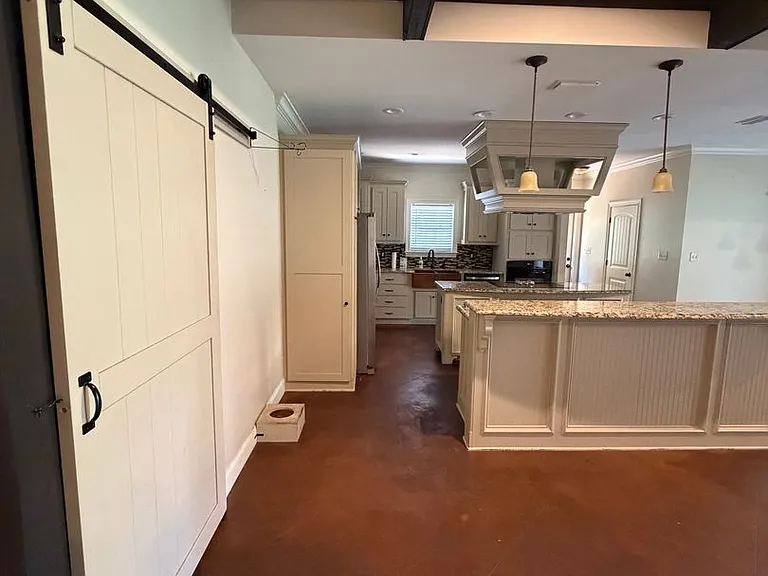 635 Walton Way Dr — Photo 19