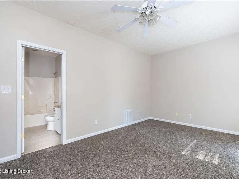 217 Hampton Place Ct — Photo 13