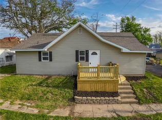 1001 Custer St, Trenton, MO 64683