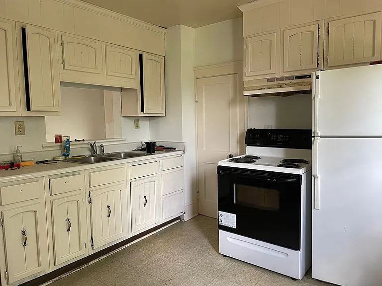2324 Orange Ave NW — Photo 10