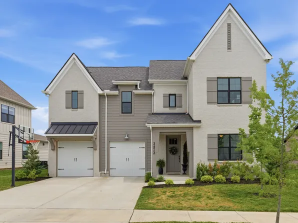 3472 Burgate Trl, Thompsons Station, TN 37179