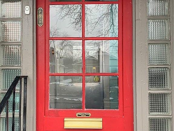 5th image of 2730 E Manker St