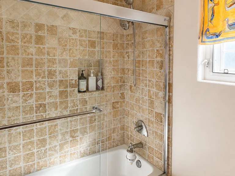 461 Washington Blvd #101 — Photo 8