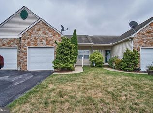 1873 Deerfield Dr, Dover, PA 17315