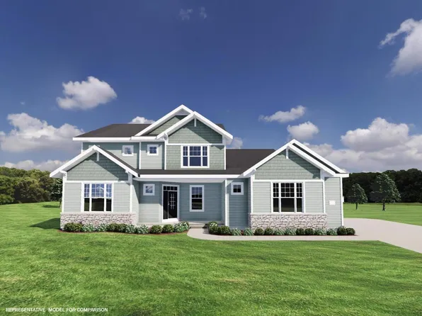 8000 West Preserve PARKWAY, Mequon, WI 53097