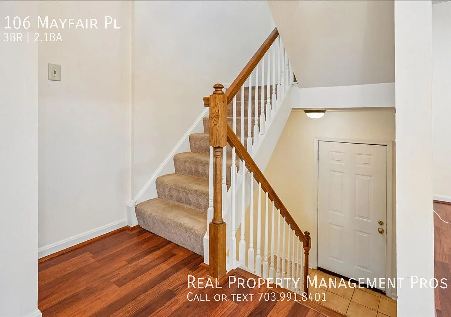 3 Bed Townhome w/ Garage & Fenced backyard! — Photo 2