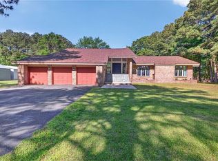 6489 Knotts Island Rd, Virginia Beach, VA 23457