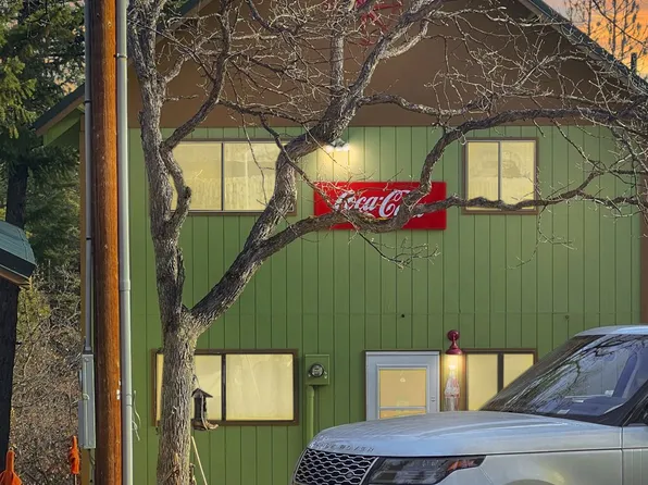 77386 Highway 216, Maupin, OR 97037