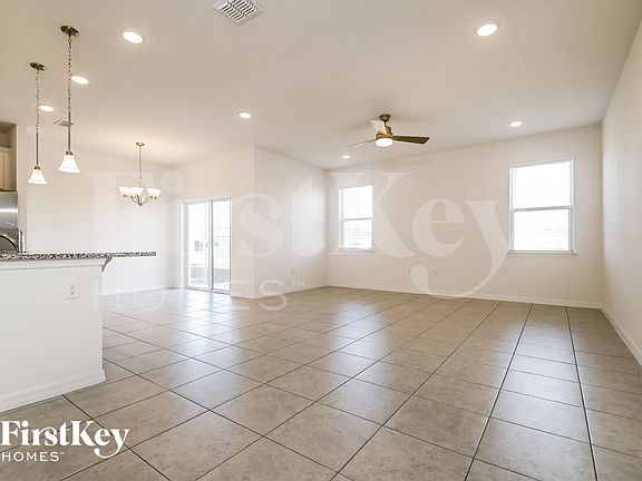 2nd image of 217 Windsor Reserve Dr