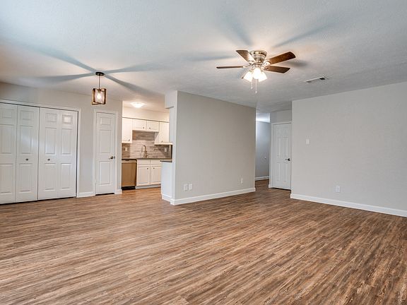 4th image of 516 Northridge Dr