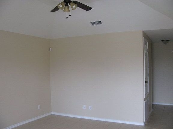 2nd image of 7469 Florida Pine St