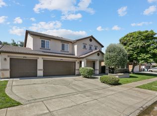 2439 E Arlen Ave, Visalia, CA 93292