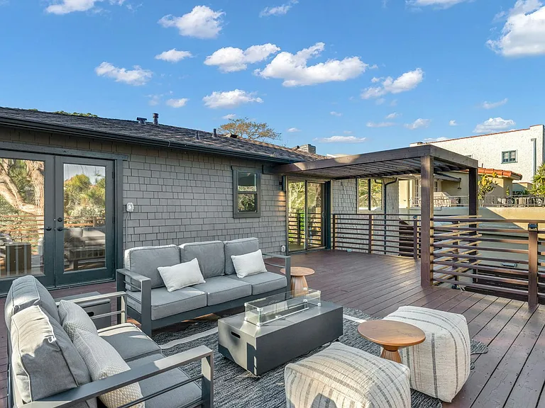 4279 Hortensia St — Photo 38