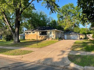 6430 Unity Ave N, Brooklyn Center, MN 55429