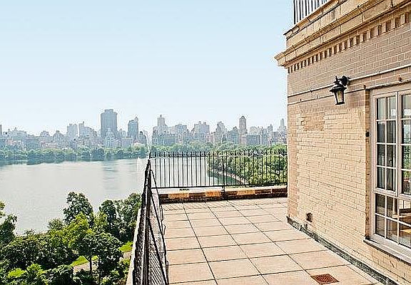 3rd image of 275 Central Park W #B