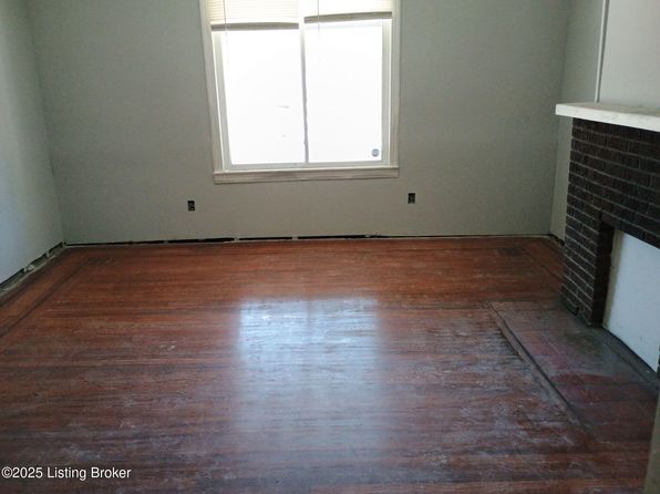 louisville-kentucky-73474811 picture