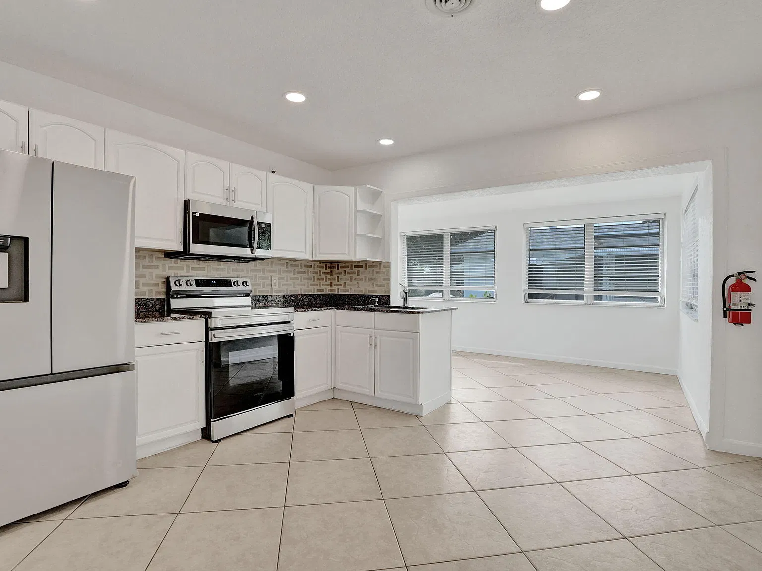 2 bed, 1.0 bath, 981 sqft, $2,195 — Photo 3