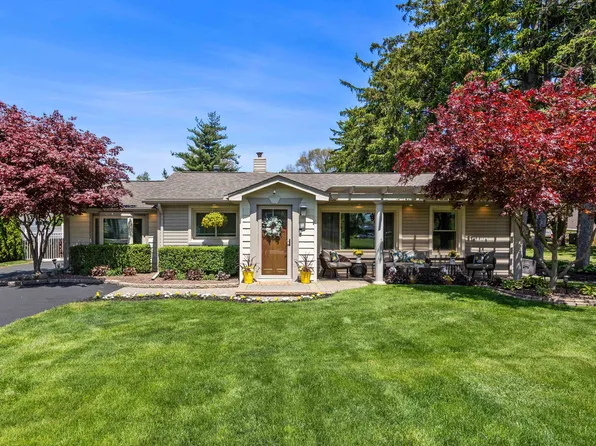 7777 Mary Lou Ct, Shelby Township, MI 48317