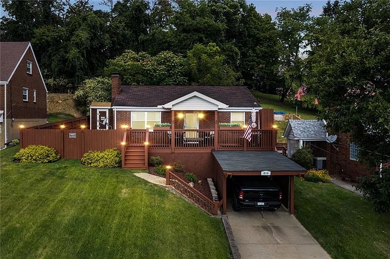 810 Commonwealth Ave