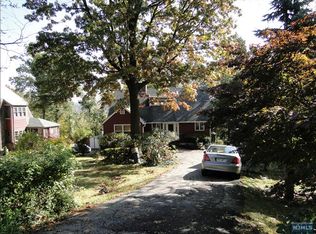 555 Teaneck Rd, Ridgefield Park, NJ 07660