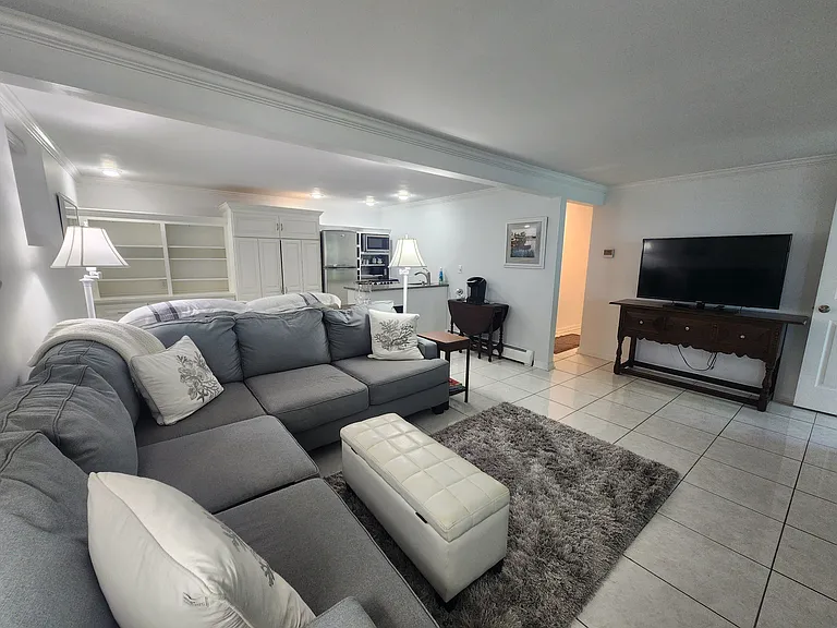 2139 Terrace Ln S — Photo 26