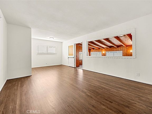 4th image of 401 N Colfax St