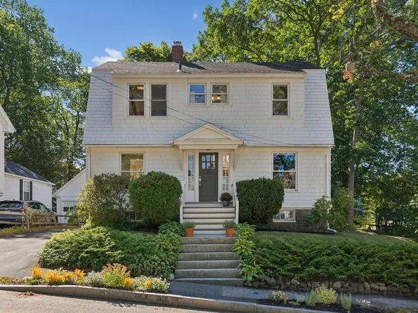 12 Belknap Street, Portland, ME 04103