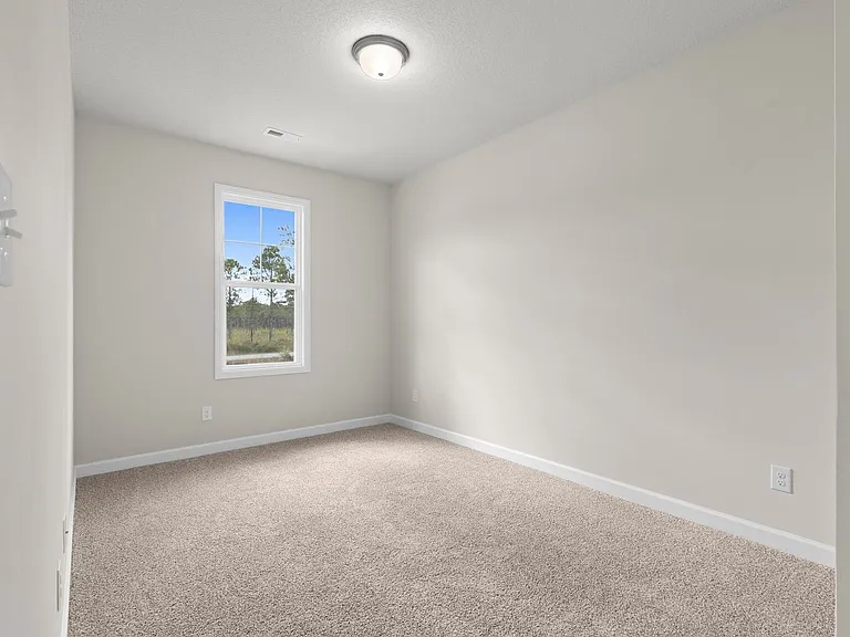 2033 Folkstone Woods Ln — Photo 23