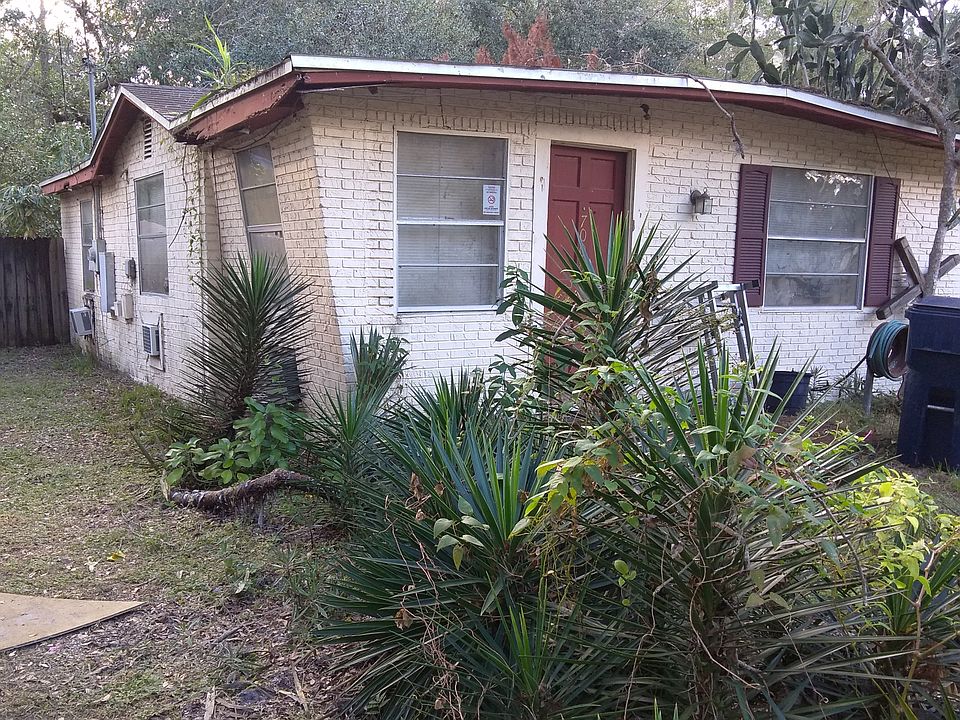 1st image of 7008 N Center Dr