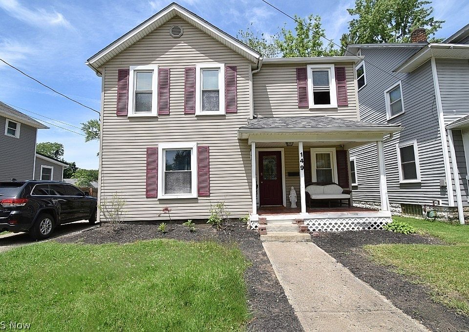 1st image of 149 E Walnut Ave