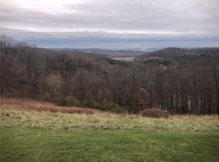 665 Forest Ridge Ln, Pacific, MO 63069