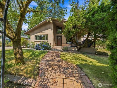 150 S 170th Street, Burien, WA, 98148