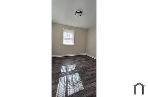 272 56th St NE #21 Photo 1