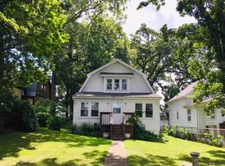 156 Eagle Point Rd, Fox Lake, IL 60020