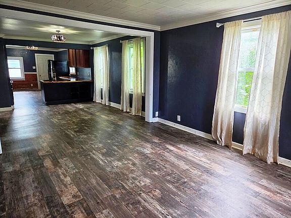 3rd image of 315 Monroe STREET