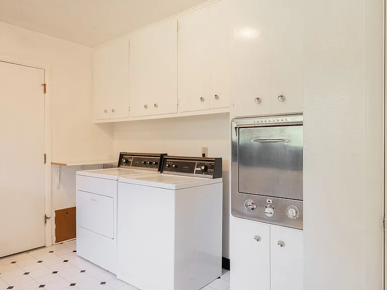 822 Orion Dr — Photo 11