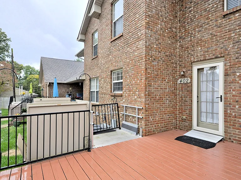 135 Excell Rd #402 — Photo 39