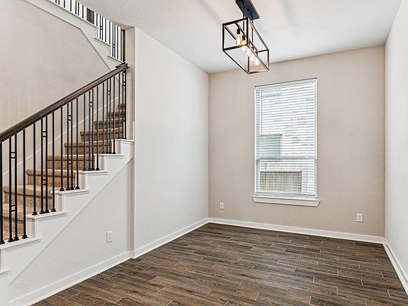 3rd image of 343 Great Hills Dr