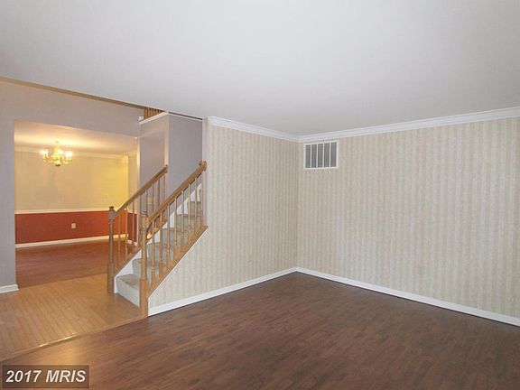 3rd image of 20986 Woodmere Dr