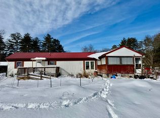 26 Hubbard Rd, Deering, NH 03244