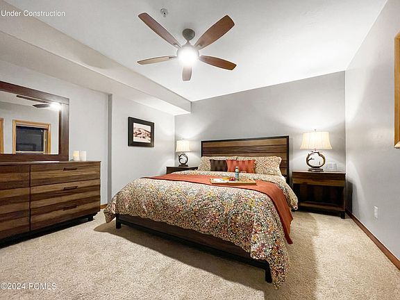5th image of 1072 Stonebridge Cir