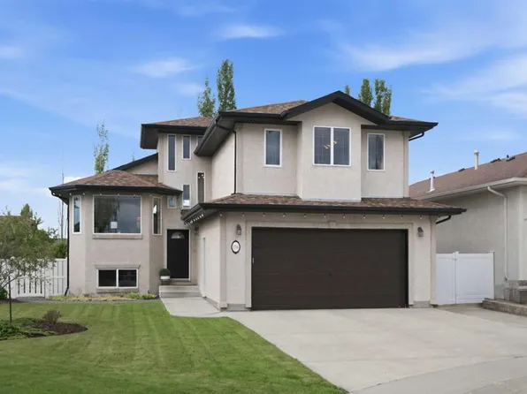 156 N Aubrey Close, Red Deer, AB T4R 3B8