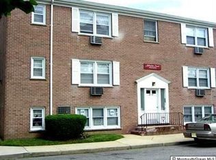 24 Arlington Ct, Ocean Grove, NJ 07756