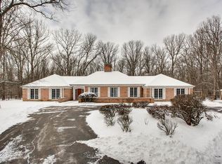 69 Treasure Ln, Riverwoods, IL