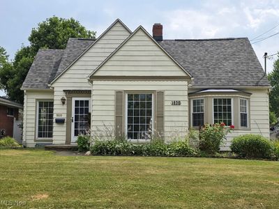 1820 Falls Ave, Cuyahoga Falls, OH, 44223