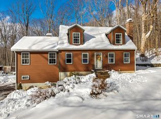 272 Westbrook Rd, Deep River, CT 06417