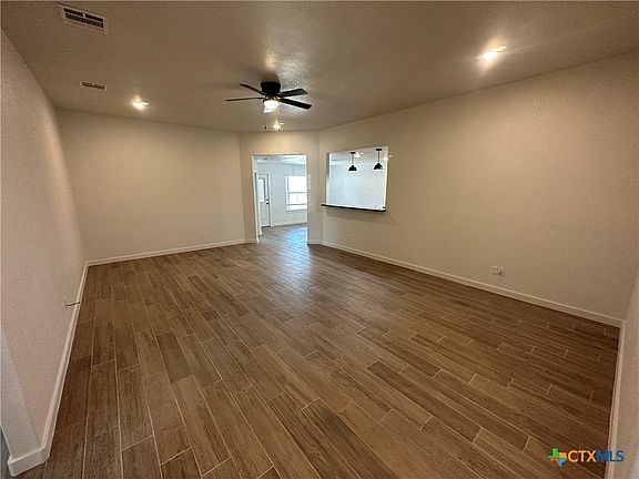 4th image of 1503 Fiddle Wood Way