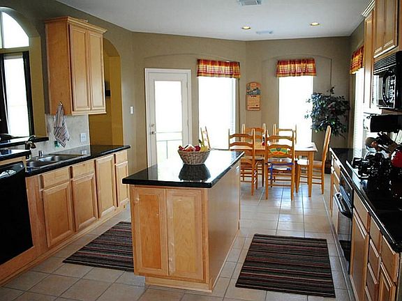3rd image of 1518 Coronado Lakes Dr